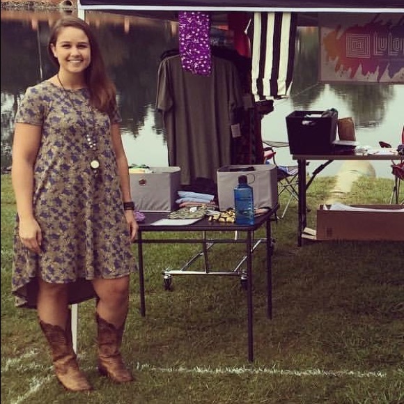 LuLaRoe Carly - Picture 3 of 3